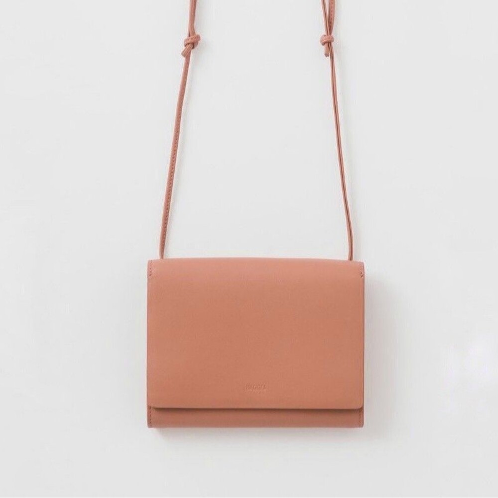 Baggu Leather Compact Purse Crossbody in Terracotta Pink